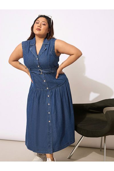 Sassafras By Styli Plus Size Buttoned Sleeveless Flared Midi Dress