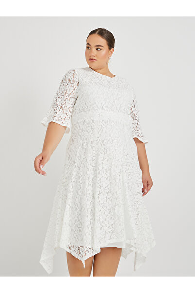 Styli Plus Size Lace High Neck Asymmetric Hem A-Line Midi Dress