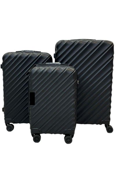 Generic 3-piece black travel bags