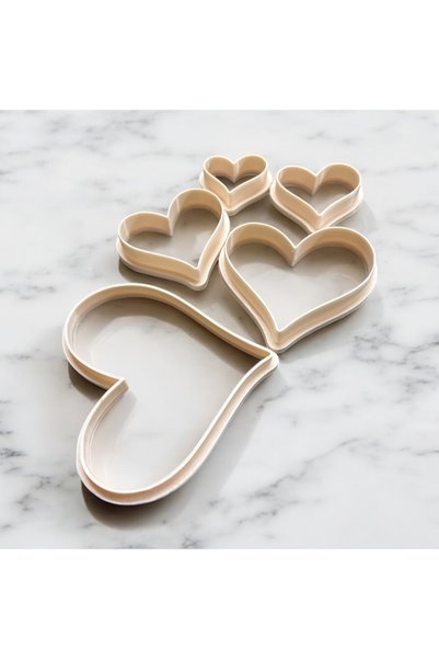 Dekor Set of 5 Heart Shaped Cookie Molds – Skin Color