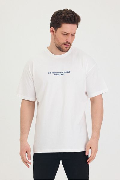 Tarz Cool Λευκό μπλουζάκι με λαιμόκοψη μεγάλου μεγέθους μπροστά και πίσω με στάμπα casual unisex