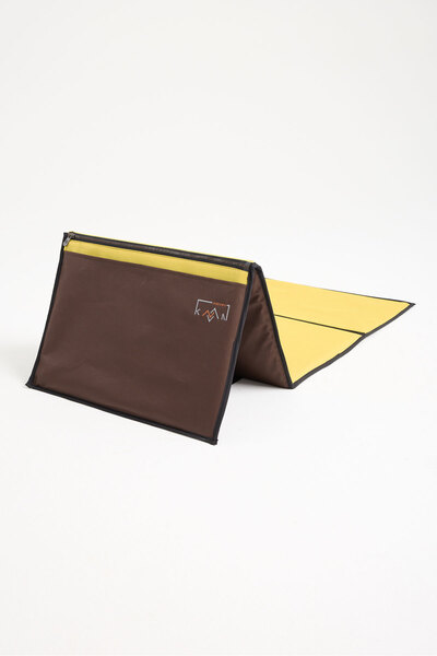 Kevin Şezlong TayaMat, Katlanabilir Sırt Dayamalı Oturma Dinlenme Matı & Minder