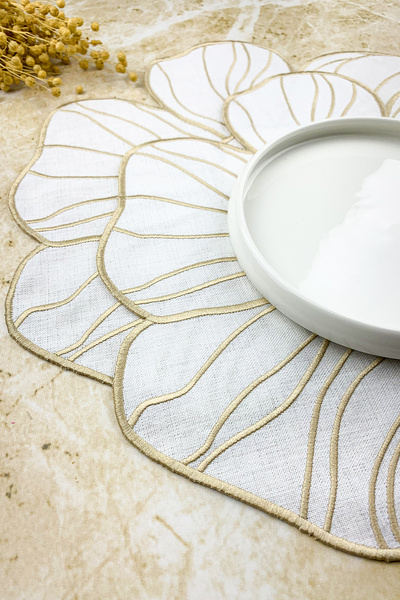 WEARE2 Cream Beige Colored Bloom Flower Embroidered 2-Piece American Service