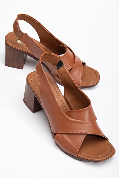 MODA Kadın Kahverengi Kare Burunlu Lastikli Klasik Topuklu Ayakkabı