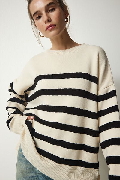Lovelyİstanbul Pulover oversize din tricotaje cu dungi negre - Lyy0034