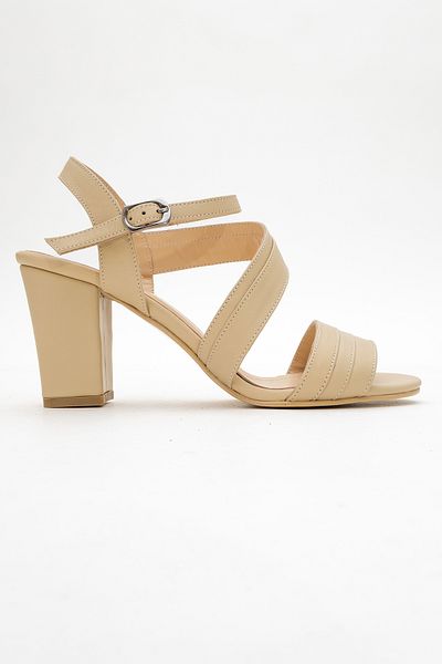 Ataköy Ayakkabı WOMEN'S LEATHER THICK HEEL SHOES