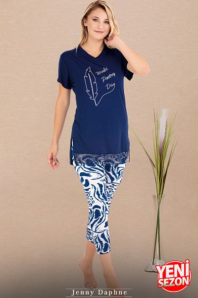 Jenny Daphne Set de pijamale capri din țesătură de viscoză cu imprimeu floral, cu decolteu în V, cu mâneci scurte, croiala confortabilă 12084