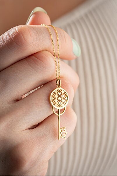 Nereze 925 Ayar Gümüş Gold Kaplama Lotus Çiçeği Detaylı Anahtar Kolye