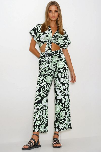 VAGGON Women's Green Patterned Tie-Up Crop Blouse and Pocketed Trousers Bottom Top Woven Suit Prmx11745