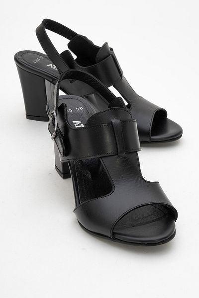 Ataköy Ayakkabı WOMEN'S LEATHER THICK HEEL SHOES