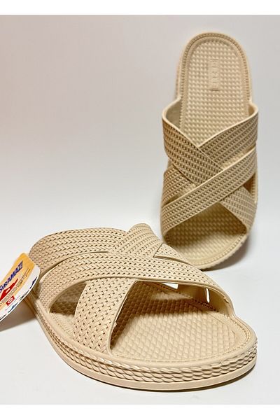 GEZER Non-Slip Flexible Plastic Pool Beach Dorm School Basin Bathroom Reverse Balcony Home Business and Street Slippers