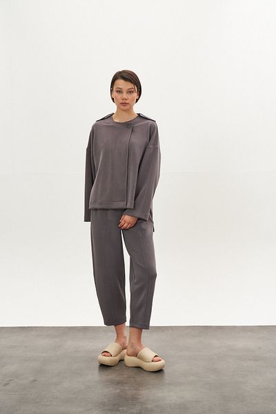 Mevra Front Stitched Modal Trousers Gray