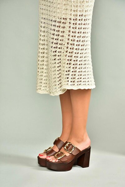 Fox Shoes U820376609 Brown Thick Heeled Women's Slippers