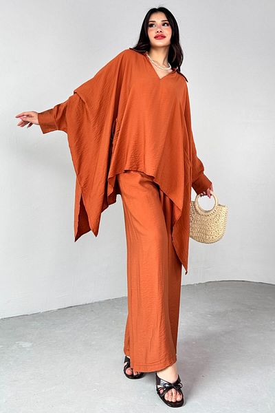 Cappmoda TKM-13286 بلوزة بأكمام طويلة وجيب على شكل قميص من الطوب وبنطلون فضفاض واسع الساق طقم مكون من قطعتين
