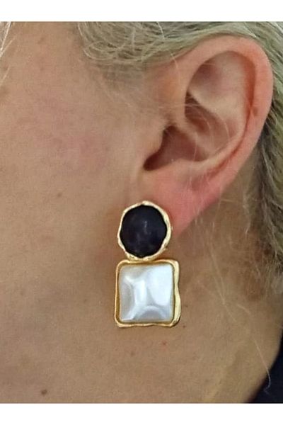 mos&more Black Pearl Stylish Women's Earrings