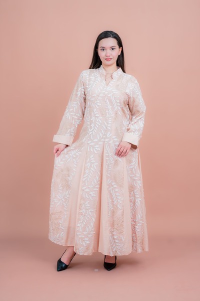 IKKXA جلابية مطرزة بتلات ناعمة