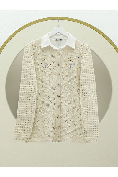 Modamorfo Pompom Round Neck Buttoned Knitwear Cardigan - Cream