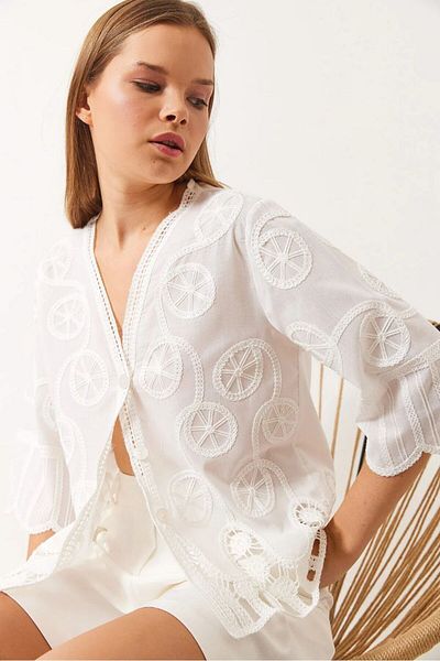 SOFT Cotton Slim Hand Embroidered Embroidered Wide Cut Shirt