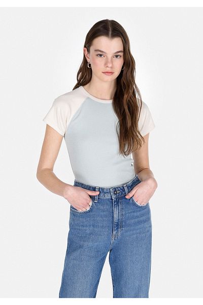 Colin's Tricou verde cu mânecă scurtă pentru femei, slim fit, cu gât rotund