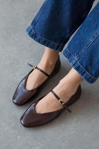 STRASWANS Evve Women's Buckle Detail Wrinkled Leather Ballerinas Claret Red