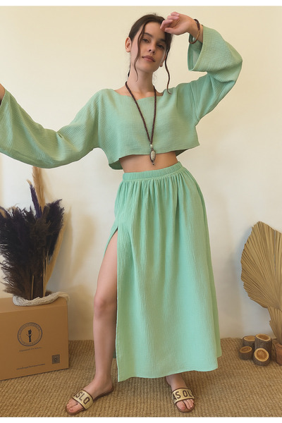 ARİNNASİDE Boat Neck Bat Sleeve Blouse and Slit Skirt Set