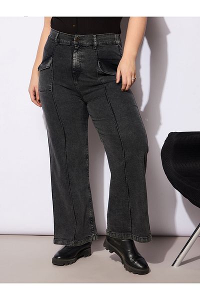 Sassafras By Styli Plus Size Straight Fit Jeans with Front Seam Detail