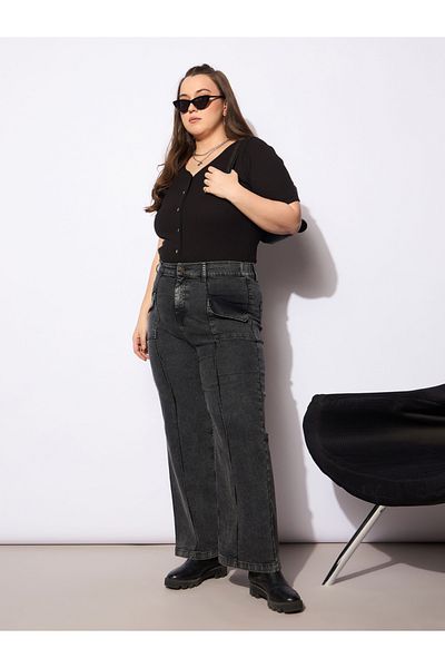 Sassafras By Styli Plus Size Straight Fit Jeans with Front Seam Detail