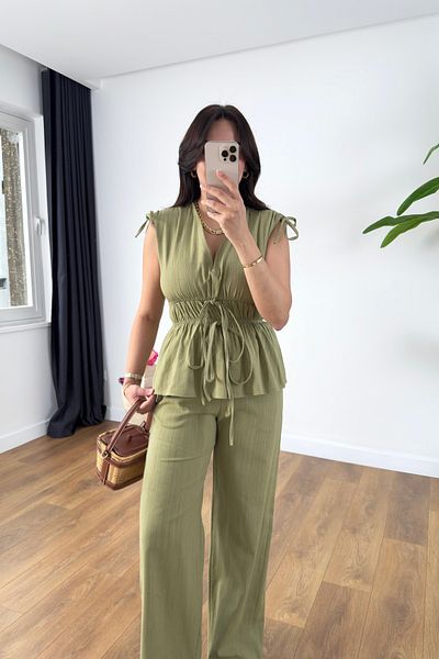 BİRCANÇİL Gisa Çağla Green Rubber Detailed Blouse Pants Set