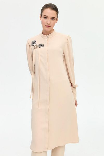 Esswaap Brooch and Piping Detailed Trousers Suit Beige