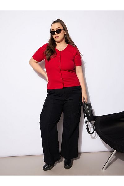 Sassafras By Styli Plus Size Straight Fit Jeans with Side Pockets Details
