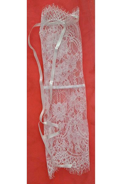 No Name Atelier Romantic French Lace Design Bridal Oversleeve with Ribbon Detail