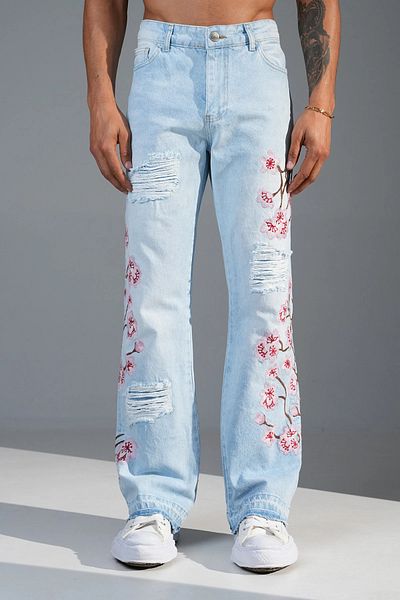 İkao Regular Fit Flare Jeans with Embroidery Detail