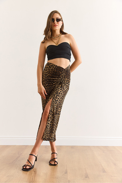 Olalook Kadın Kahve Leopar Tek Tarafı Yırtmaçlı Büzgü Detaylı Etek ETK-19000330