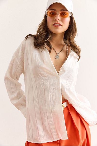 Olalook Women's White V-Neck Textured Back Pleated Relaxed Fit Shirt Gml-19001354