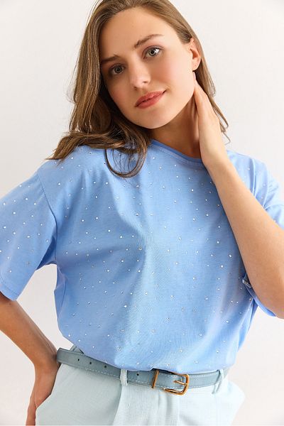 Olalook Tricou de damă cu imprimeu albastru cu detalii de piatră, cu croiala normală TSH-19000831