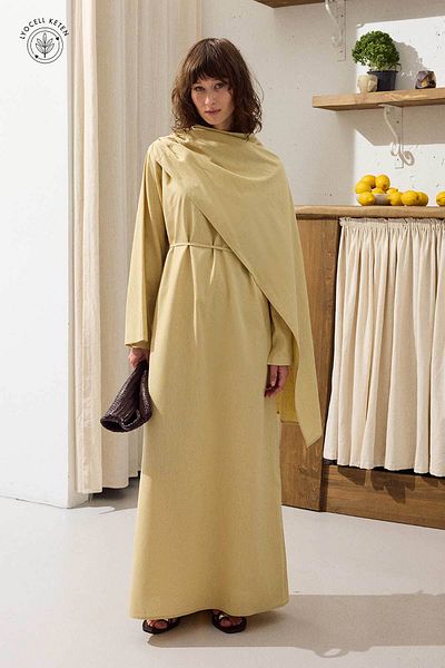 Hooopstore Λινό φόρεμα Lyocell Sand Beige με λεπτομέρεια κάπας
