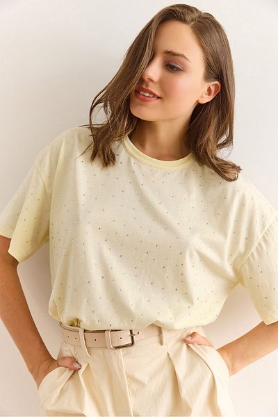 Olalook Women's Yellow Print Stone Detailed Regular Fit T-Shirt Tsh-19000831