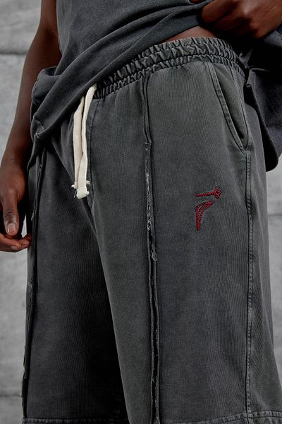 NOMARC Smoked Piece Embroidery Detailed Washed Shorts