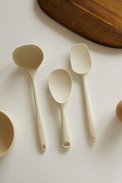 Dekorzdükkan 3 Piece Cream Silicone Serving Set
