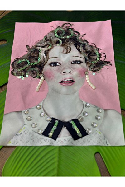 Gönülden Tasarım 27Χ20 ΕΚΑΤΟΣΤΑ ΚΟΡΙΤΣΙ ΜΕ ΠΕΡΛΕ ΣΚΟΥΛΑΡΙΚΙ ΑΠΛΙΚΕ ΡΑΠΤΙΚΗ