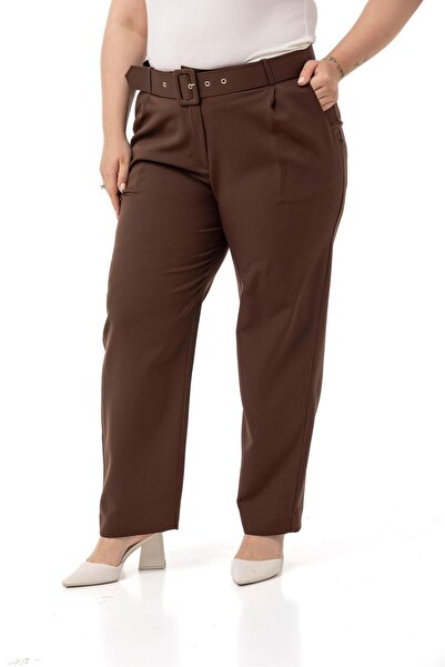 DISENTIS MODEST Plus Size Brown Trousers with Pleated Front Pockets and Belt