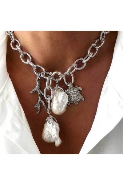 Bayemeyc Temis Baroque Pearl Necklace