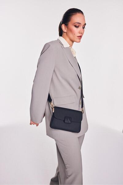 Nautica Women's Messenger Bag