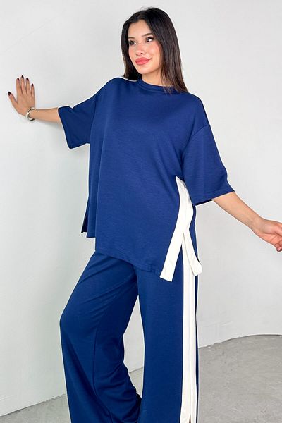 Cappmoda Tkm-13307 Navy Blue Stripe Detailed Oversize T-Shirt & Pocketed Casual Trousers Double Set