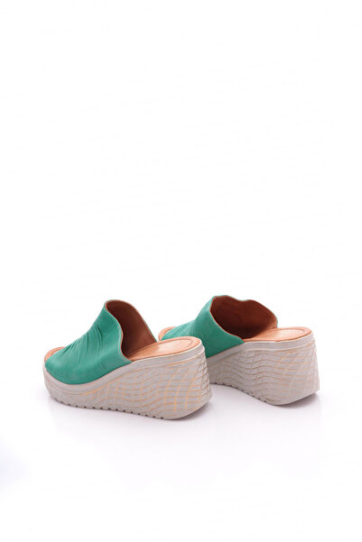 DGN 18003-2108 Γυναικείες παντόφλες με ψηλό τακούνι με κορδόνι