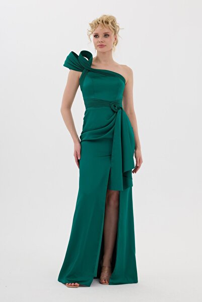 Carmen Zümrüt Yırtmaçlı Tek Omuz Saten Abiye Elbise