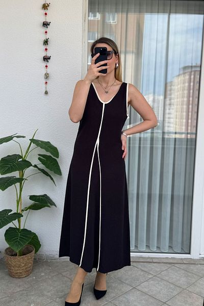 Kubos Moda Sleeveless Piping V-Neck Front Detail Black Dress