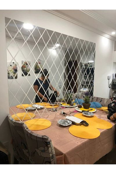 Mirror Decorative acrylic mirrors Diamond self-adhesive coated surface 50x100cm - 32 pieces/set