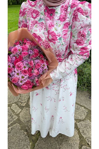 Merve Bayraktar Floral Linen Lilya Dress