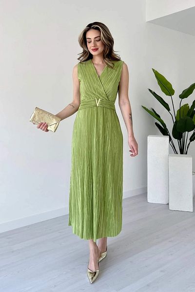 Aventien Rochie midi verde plisată cu accesorii în talie